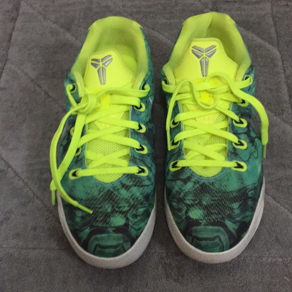 Nike Kobe Bryant